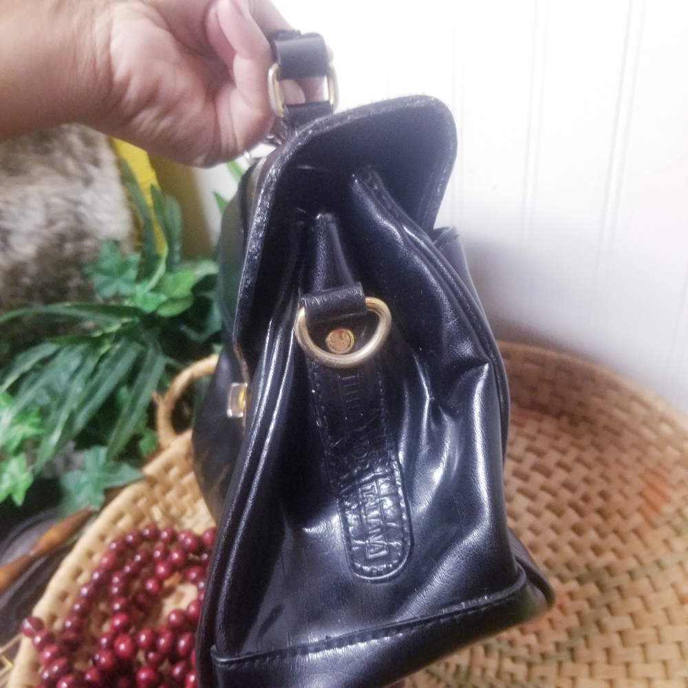 Black Moda Italiano purse - Picture 6 of 8
